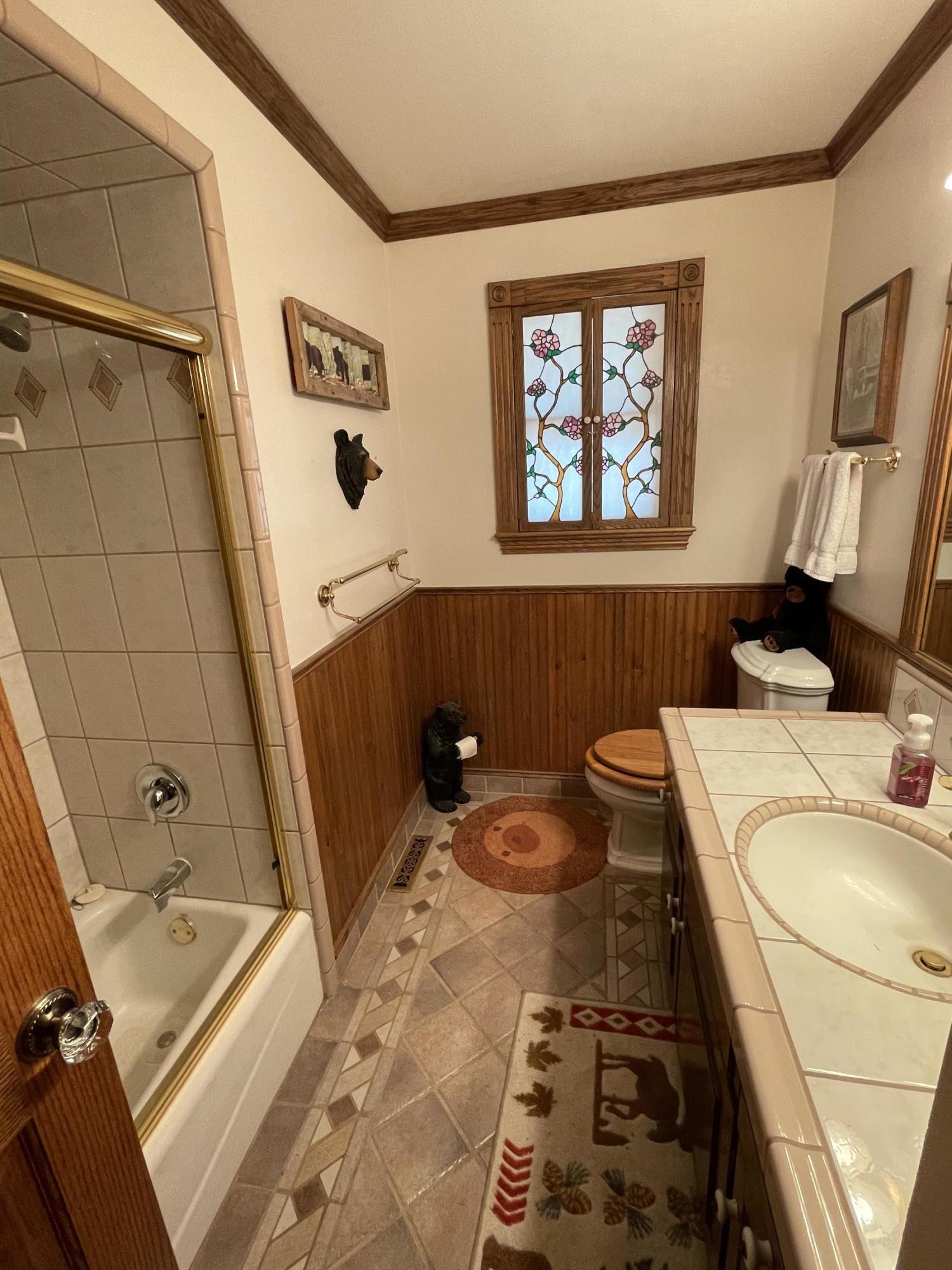 7322 Reeder Road Klamath Falls, OR 97603 - Photo 19 of 37 C7A68DD4-7A61-4267-92B8-04CC57AD3AB9