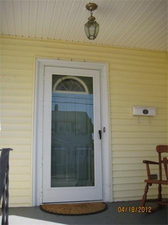 33 Arbutus Road Worcester, MA 01606 - Photo 3 of 25 Gallery Image 3