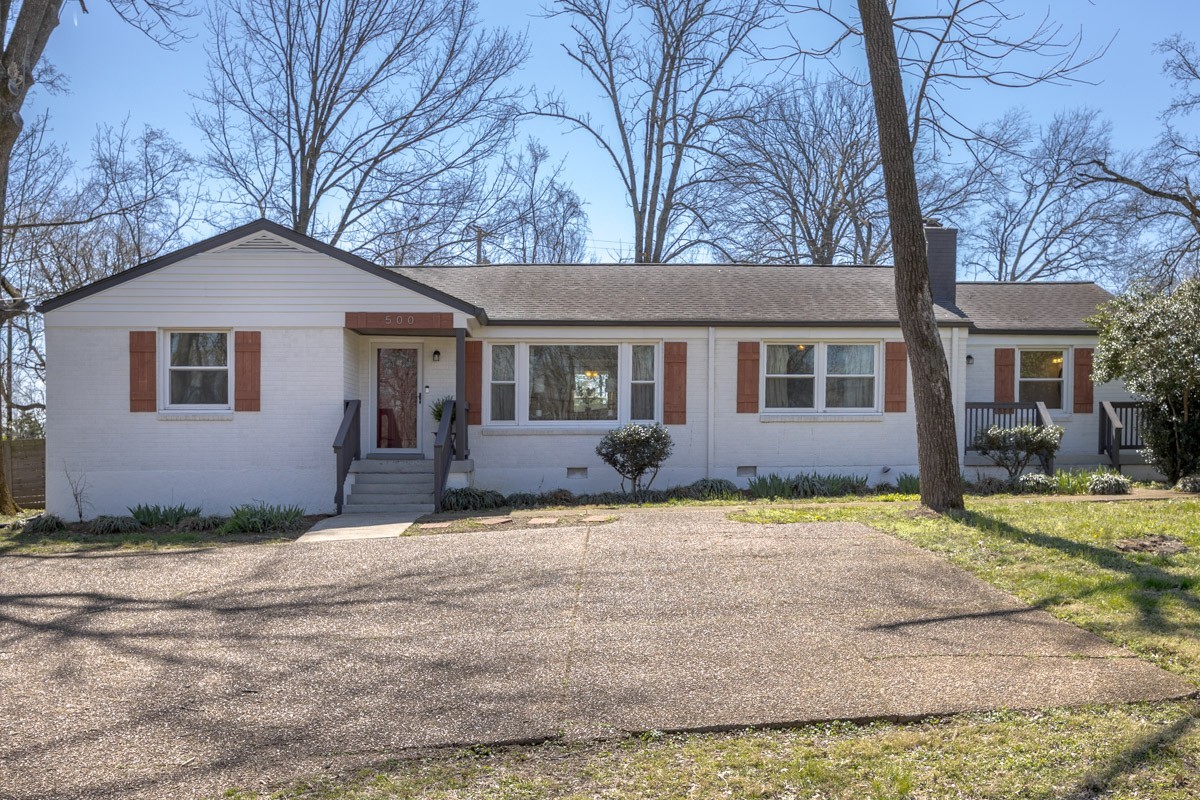 500 Vantrease Road Madison, TN 37115 - Photo 2 of 24 a view of a house with a yard