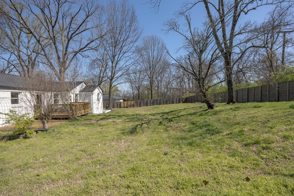 500 Vantrease Road Madison, TN 37115 - Photo 21 of 24 a view of a yard with a house and a large tree