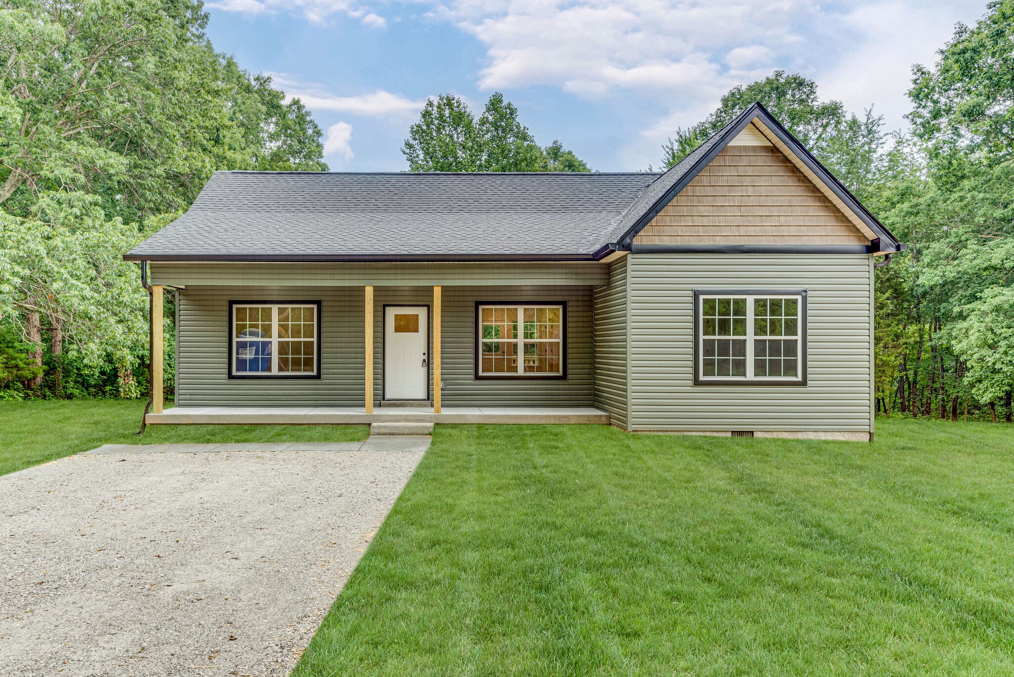 896 Hawkins Road White Bluff, TN 37187 - Photo 1 of 36 Gallery Image 1