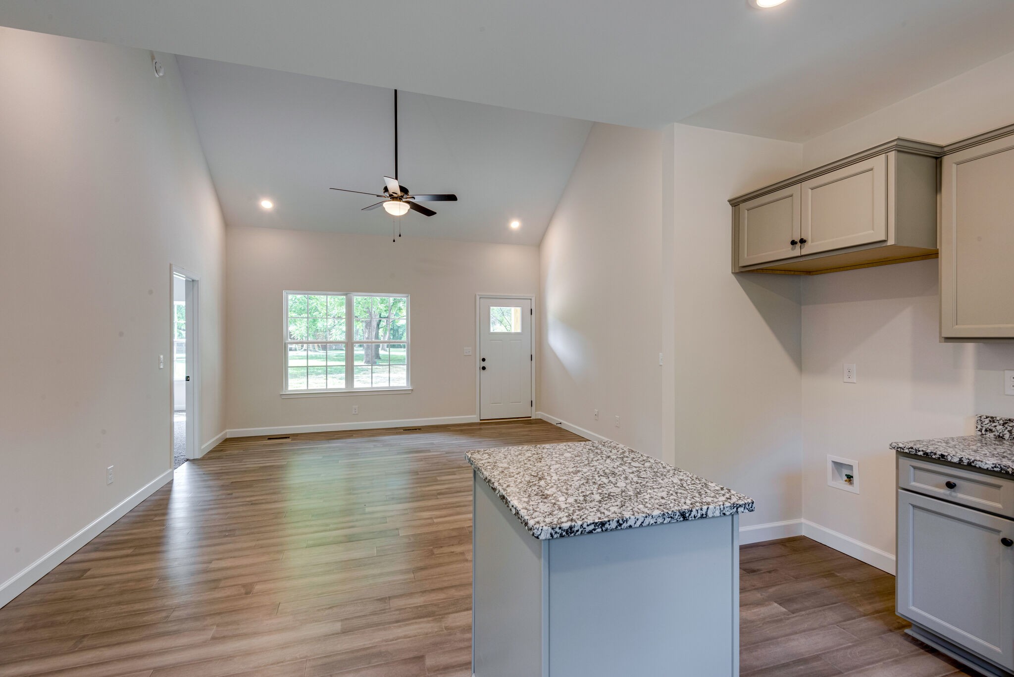 896 Hawkins Road White Bluff, TN 37187 - Photo 12 of 36 Gallery Image 12