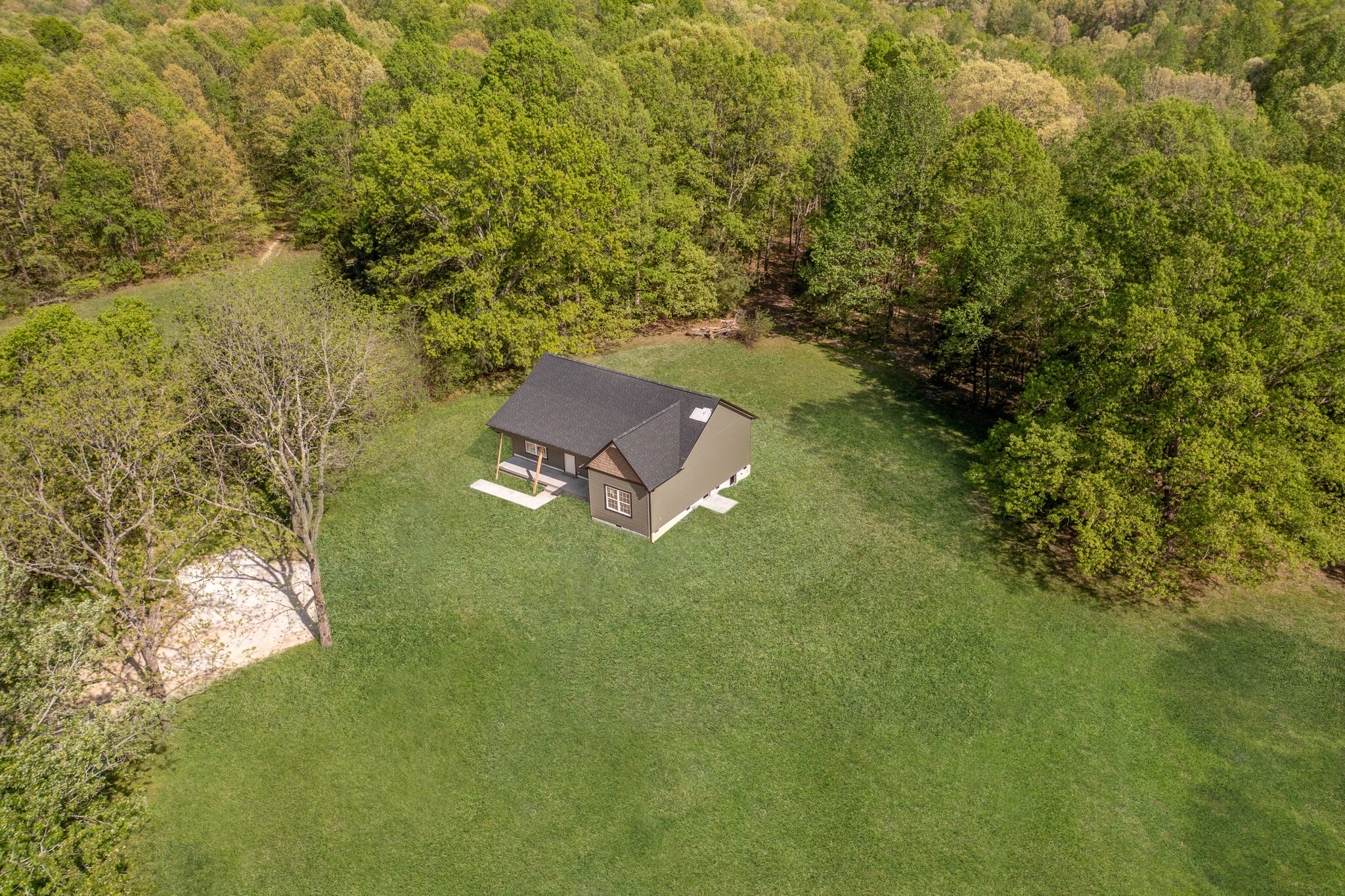 896 Hawkins Road White Bluff, TN 37187 - Photo 29 of 36 Gallery Image 29