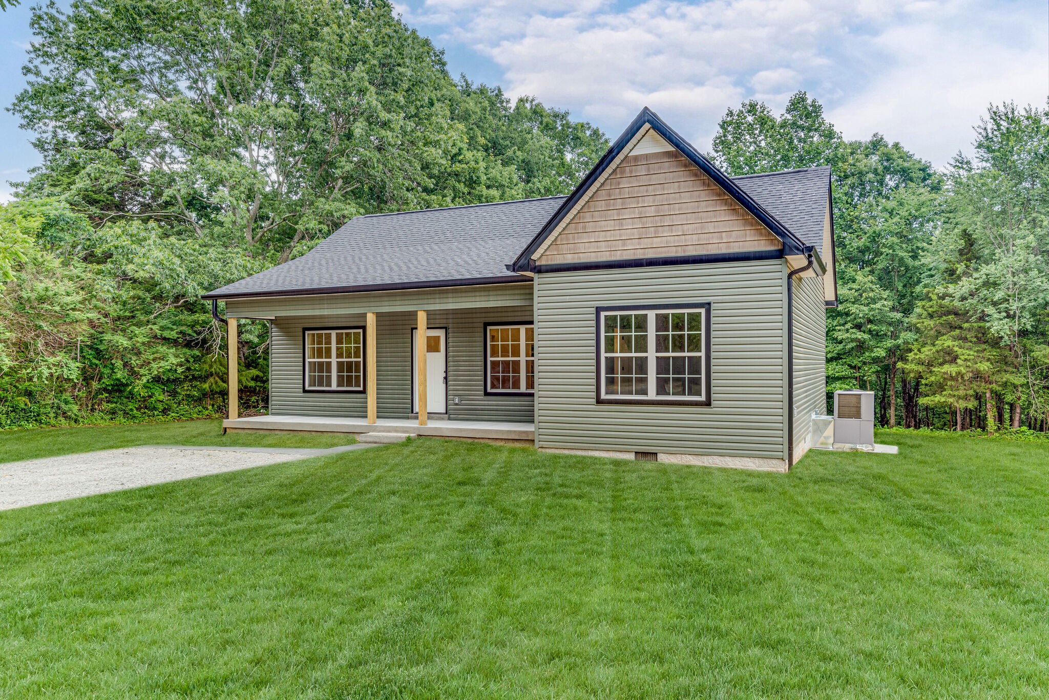896 Hawkins Road White Bluff, TN 37187 - Photo 3 of 36 Gallery Image 3