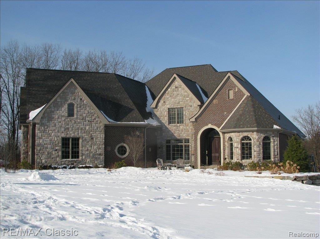 9027 Northpointe Ridge Brighton, MI 48114 - Photo 1 of 5 Custom Built in 2006 w/Pool