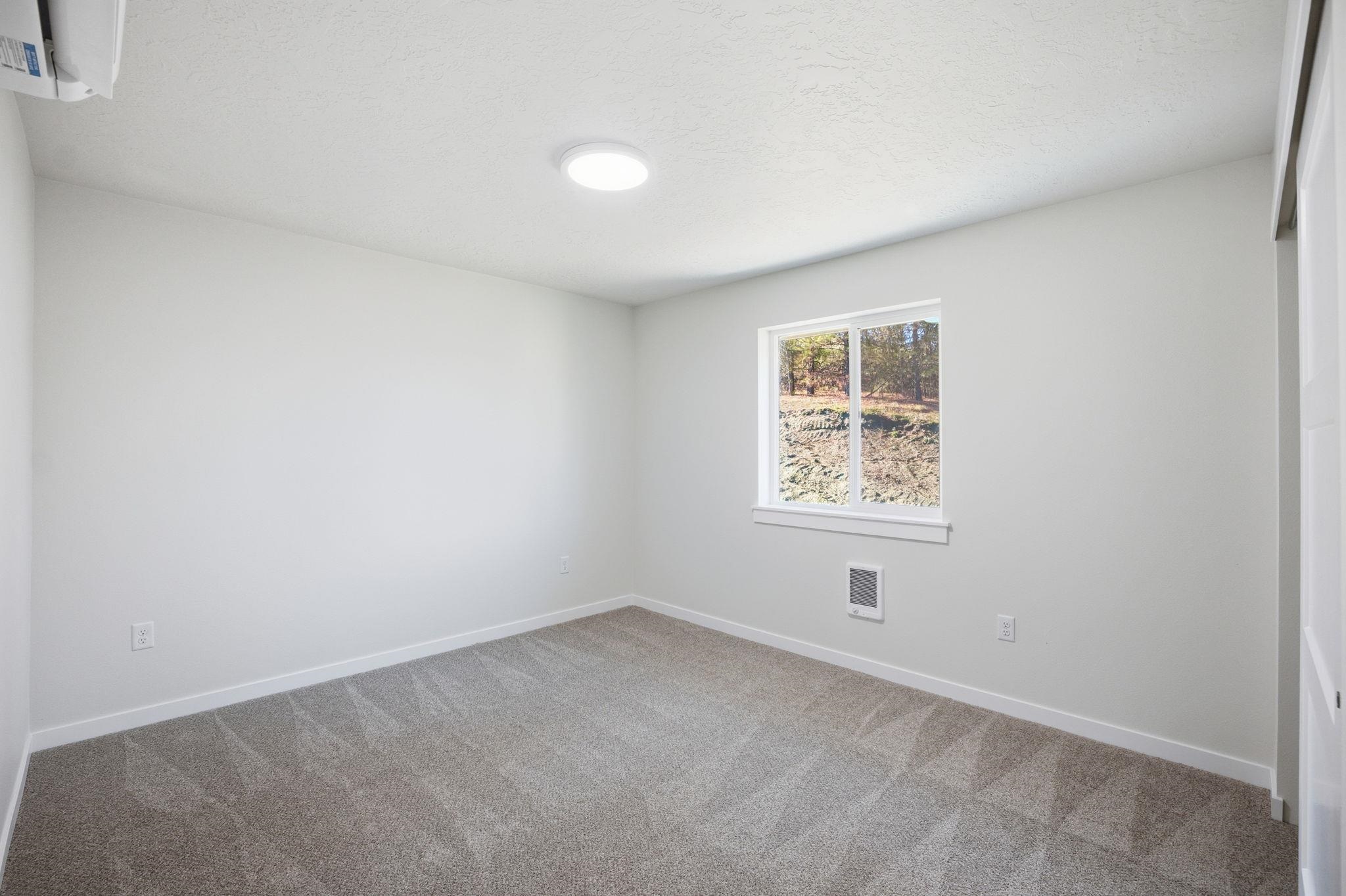 202 East Elcliff Road, Unit A/B Spokane, WA 99218 - Photo 15 of 32