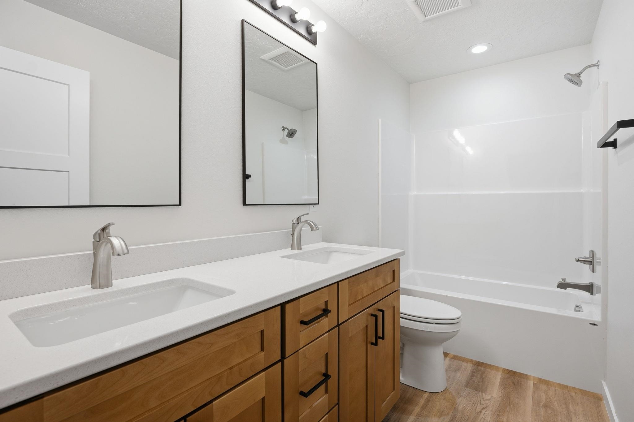 202 East Elcliff Road, Unit A/B Spokane, WA 99218 - Photo 18 of 32