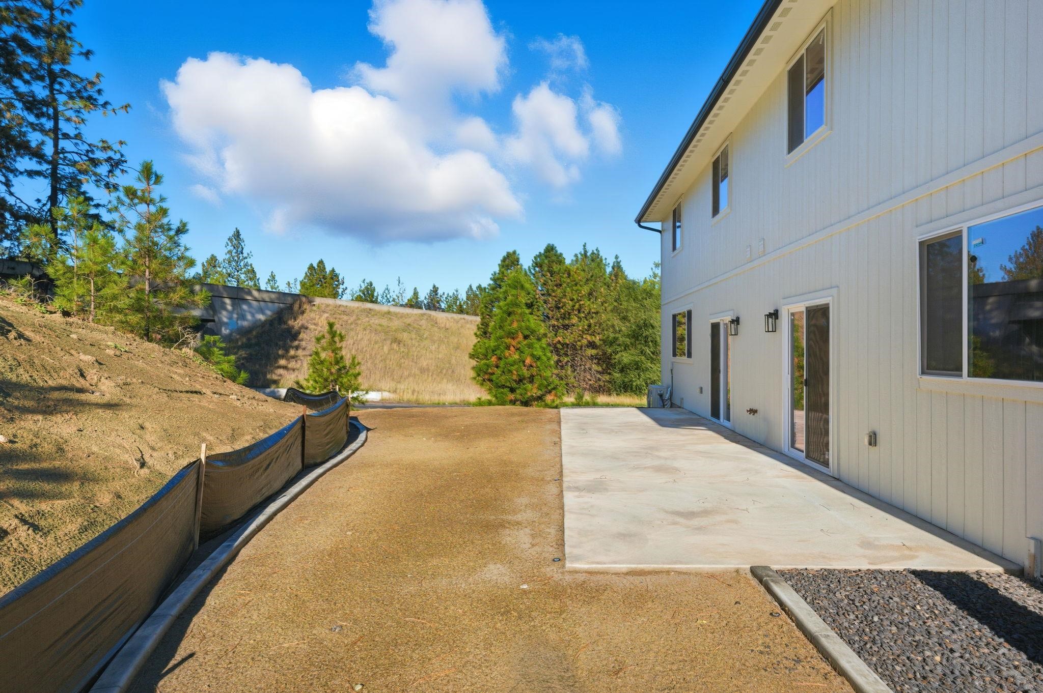 202 East Elcliff Road, Unit A/B Spokane, WA 99218 - Photo 24 of 32