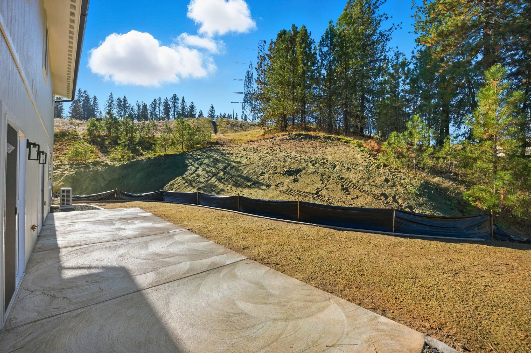 202 East Elcliff Road, Unit A/B Spokane, WA 99218 - Photo 25 of 32