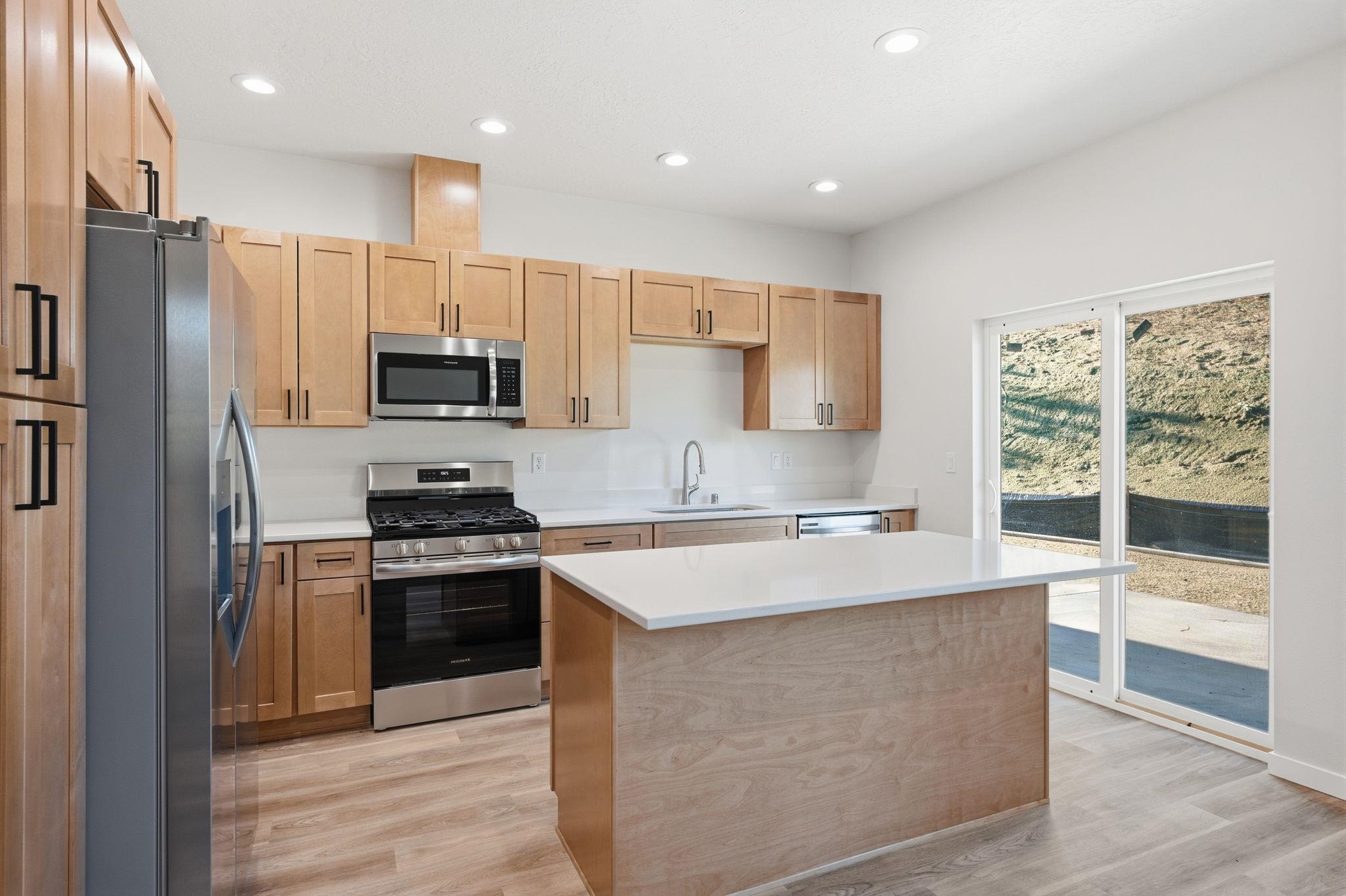 202 East Elcliff Road, Unit A/B Spokane, WA 99218 - Photo 7 of 32