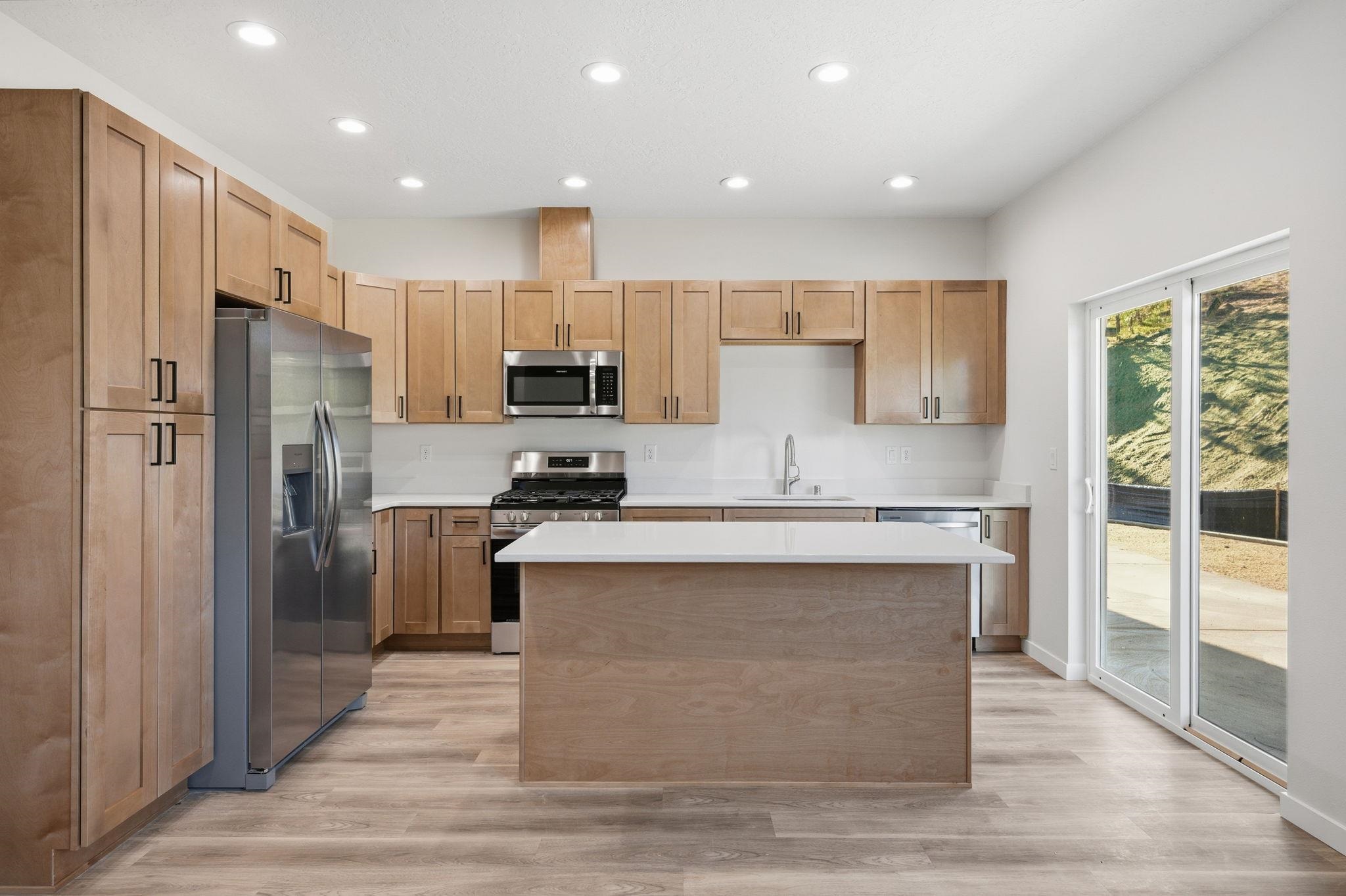 202 East Elcliff Road, Unit A/B Spokane, WA 99218 - Photo 8 of 32