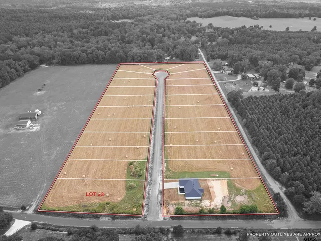 a view of outdoor space