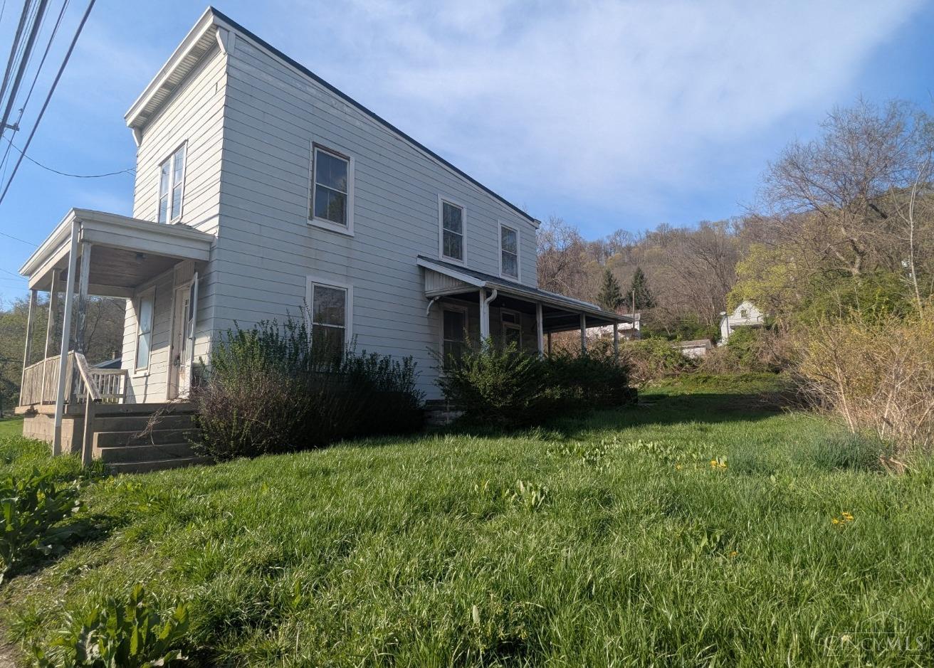 5376 River Road Cincinnati, OH 45233 - Photo 2 of 21