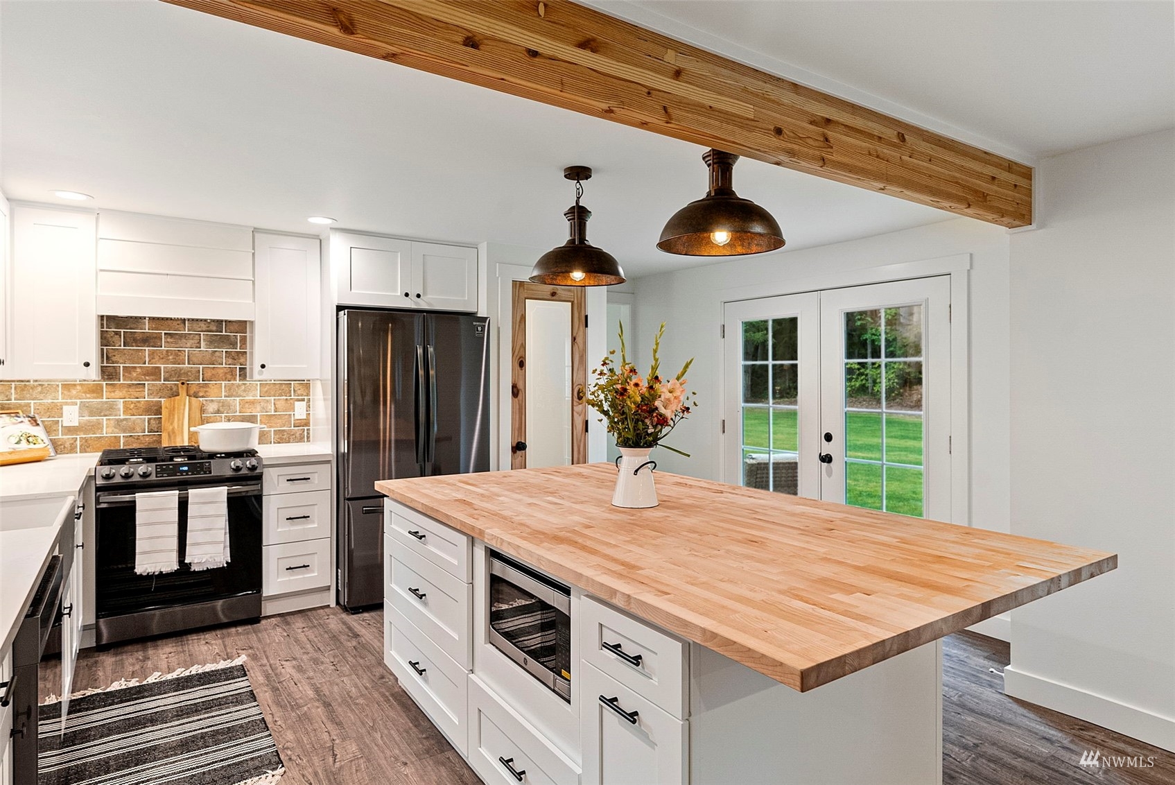 3380 Northeast Rova Road Poulsbo, WA 98370 - Photo 9 of 38 Gallery Image 9