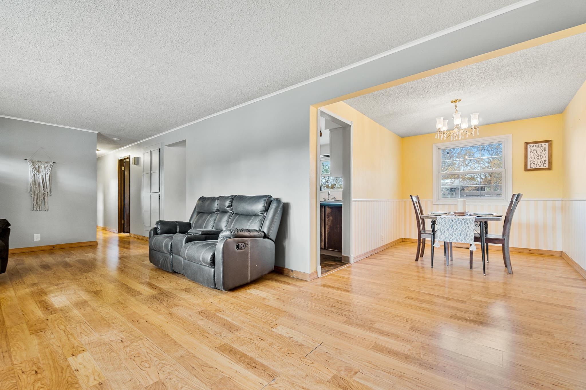 2519 South Bowdish Road Spokane Valley, WA 99206 - Photo 3 of 21 Gallery Image 3