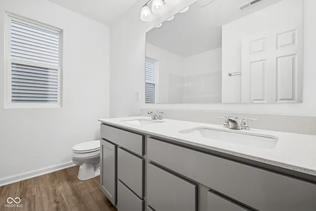 $344,990 | 5106 Triple Crown Way, Indianapolis, IN 46237