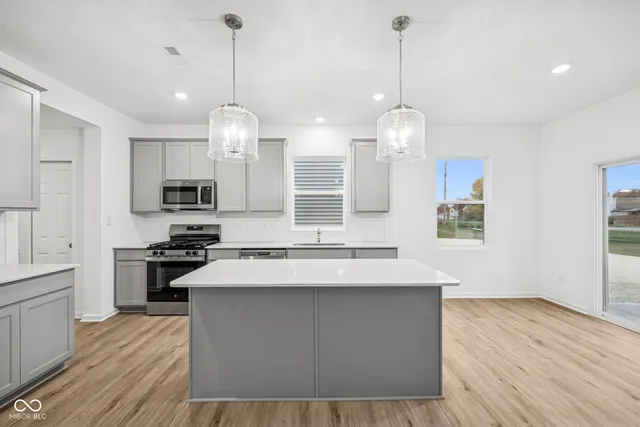 $344,990 | 5106 Triple Crown Way, Indianapolis, IN 46237