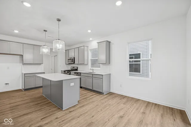 $344,990 | 5106 Triple Crown Way, Indianapolis, IN 46237