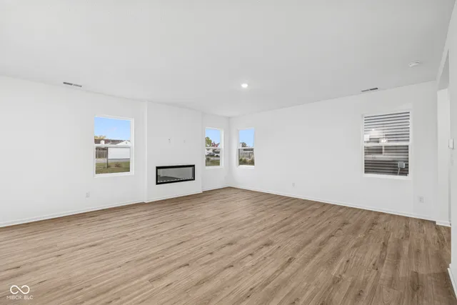 $344,990 | 5106 Triple Crown Way, Indianapolis, IN 46237