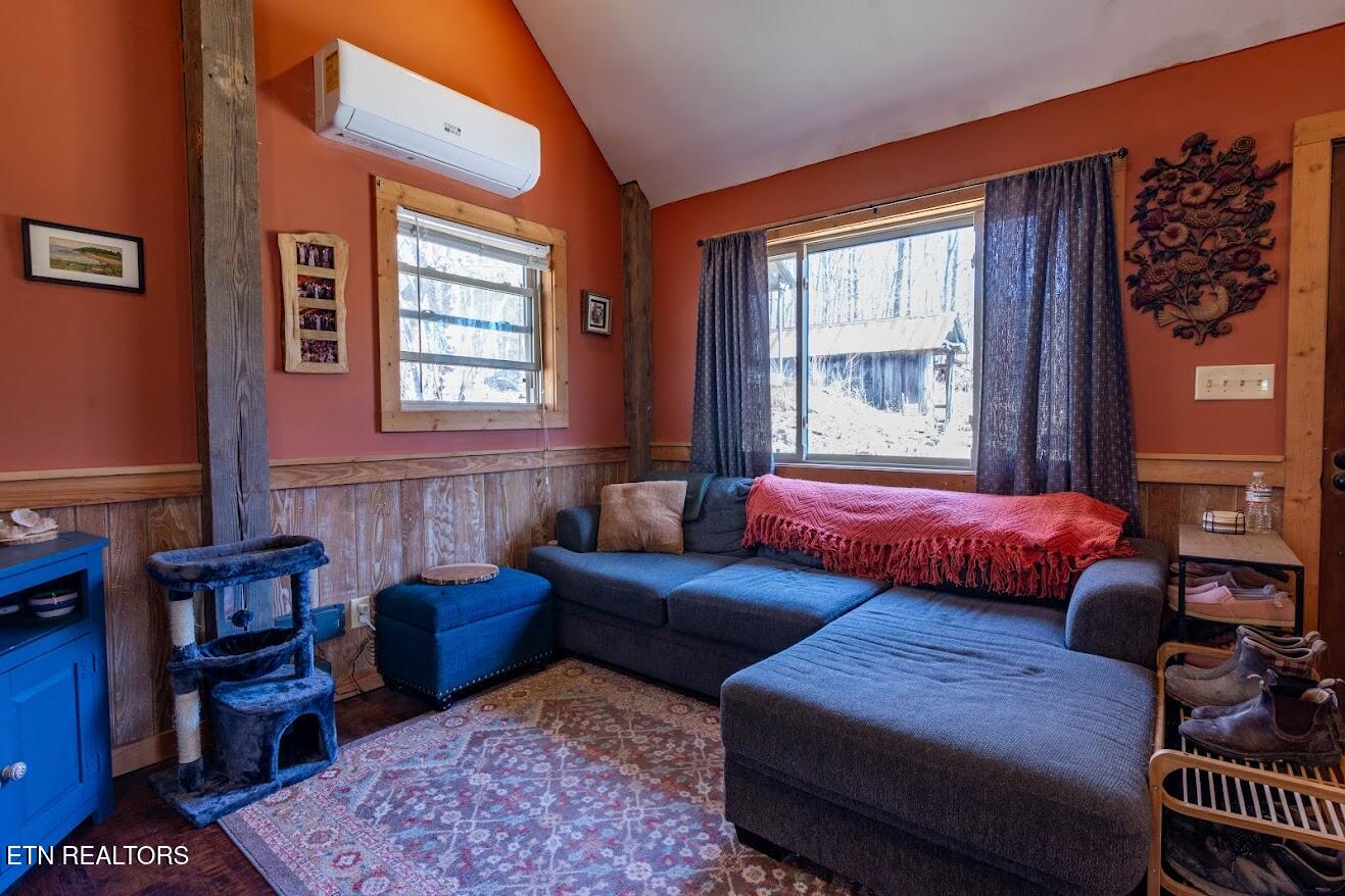 140 Luna Ln Spring Spring City, TN 37381 - Photo 12 of 60 y9