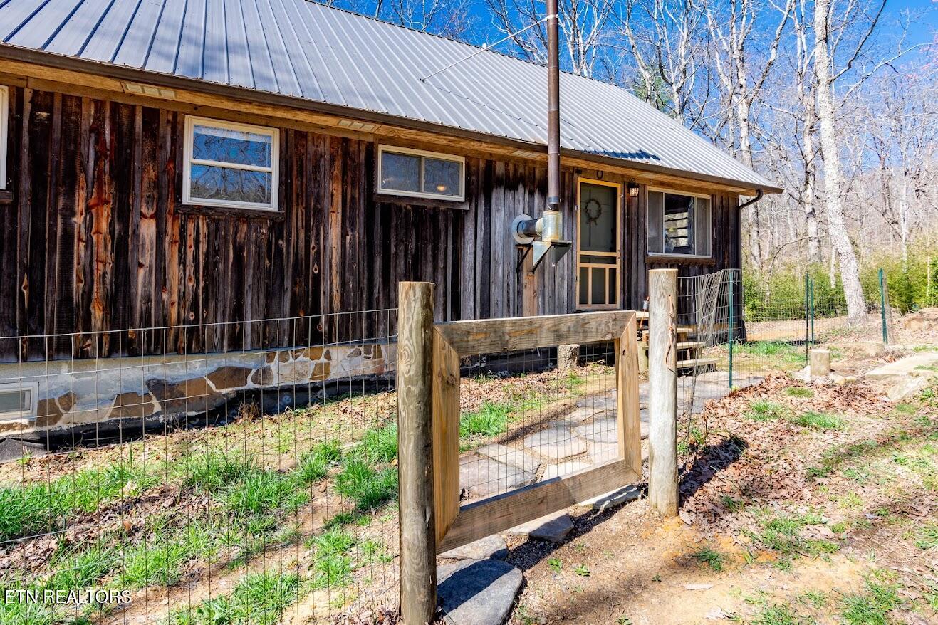 140 Luna Ln Spring Spring City, TN 37381 - Photo 8 of 60 y5