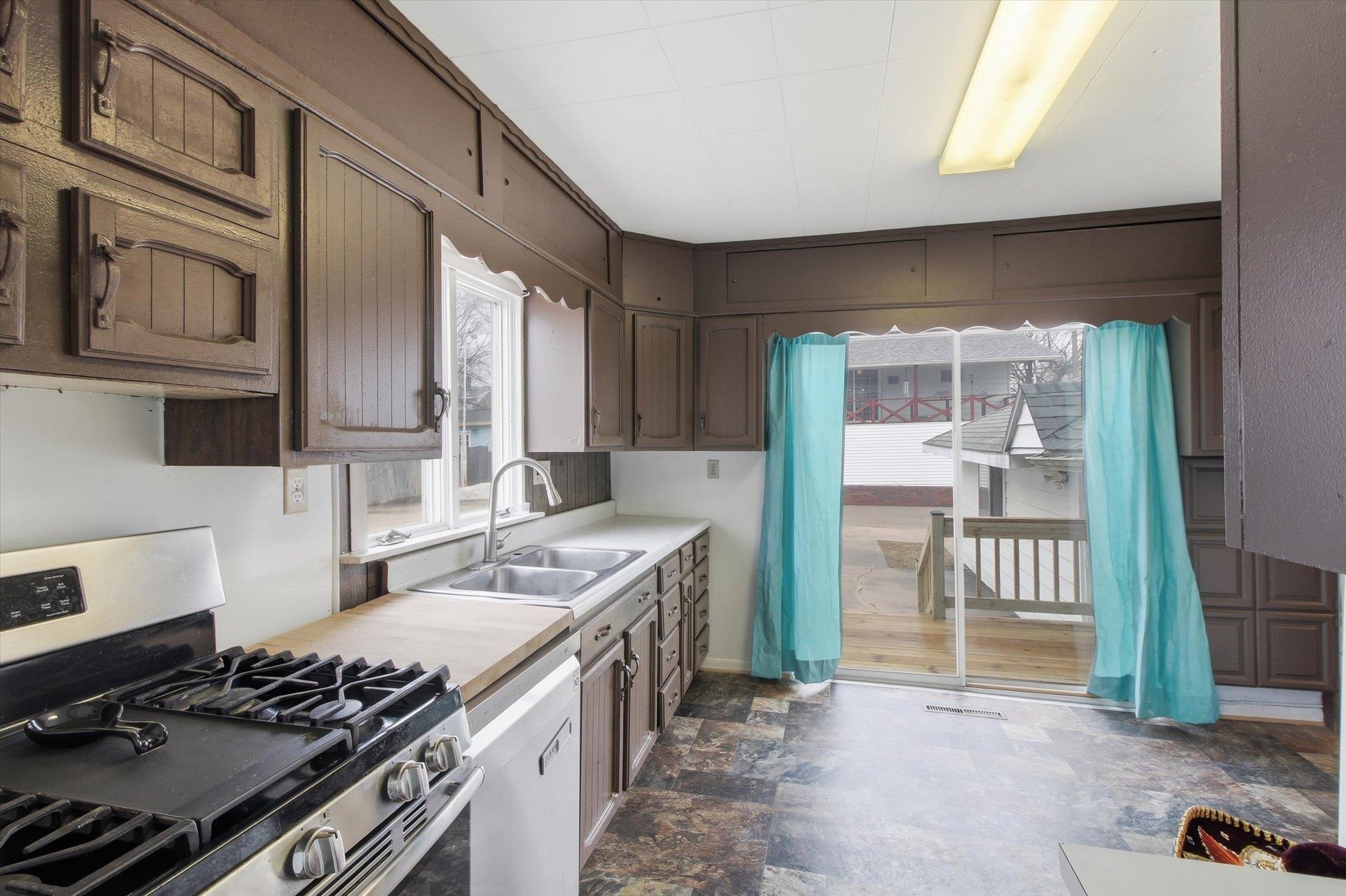 430 Bridge Avenue Alma, MI 48801 - Photo 11 of 66