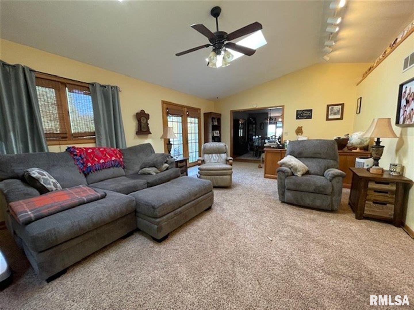 11510 North 950th Road Macomb, IL 61455 - Photo 13 of 49