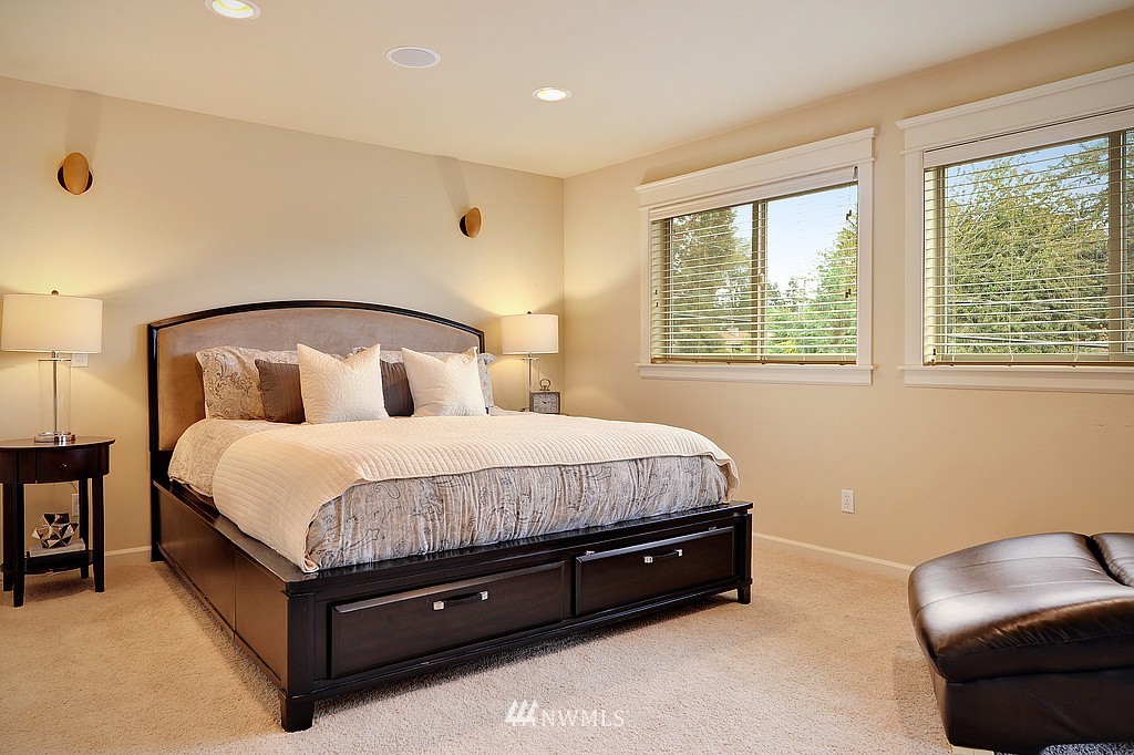 6798 Southeast 2nd Street Renton, WA 98059 - Photo 14 of 23
