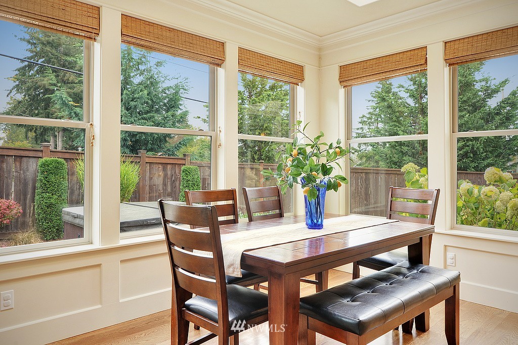 6798 Southeast 2nd Street Renton, WA 98059 - Photo 5 of 23