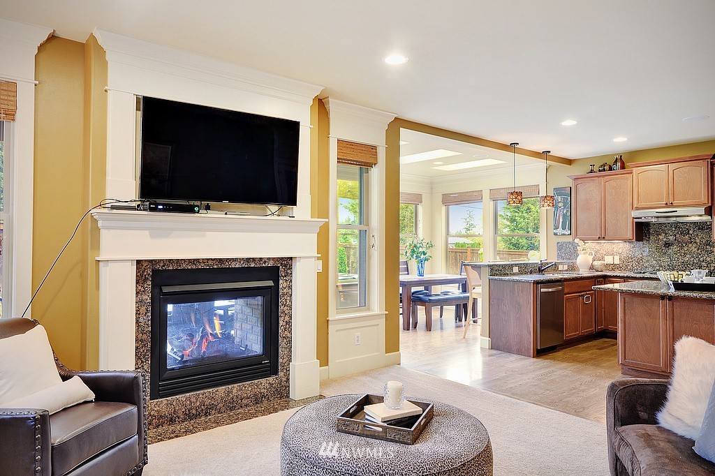 6798 Southeast 2nd Street Renton, WA 98059 - Photo 9 of 23