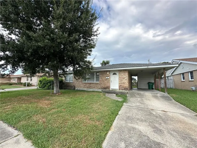 $1,800 | 1717 Akron Avenue, Metairie, LA 70003