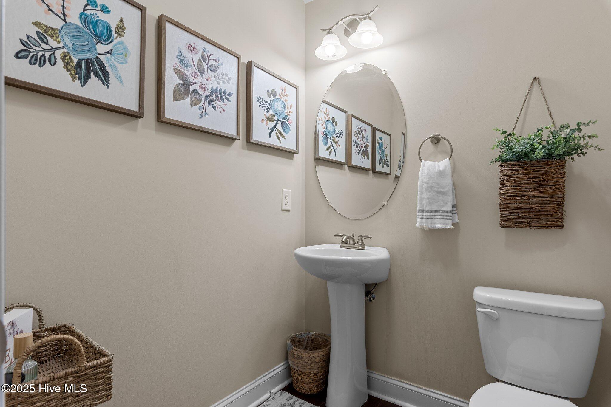 1205 Burning Tree Road Pinehurst, NC 28374 - Photo 19 of 35 Half Bath