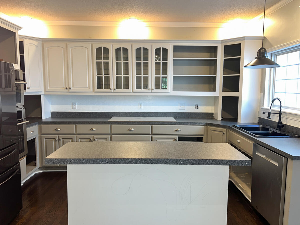 100 Sutton Lane Goose Creek, SC 29445 - Photo 4 of 20 Kitchen