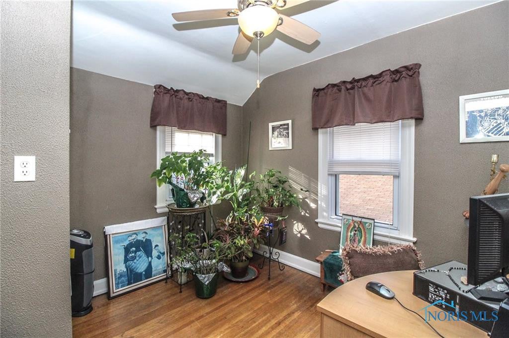 651 Waybridge Road Toledo, OH 43612 - Photo 22 of 35 Gallery Image 22