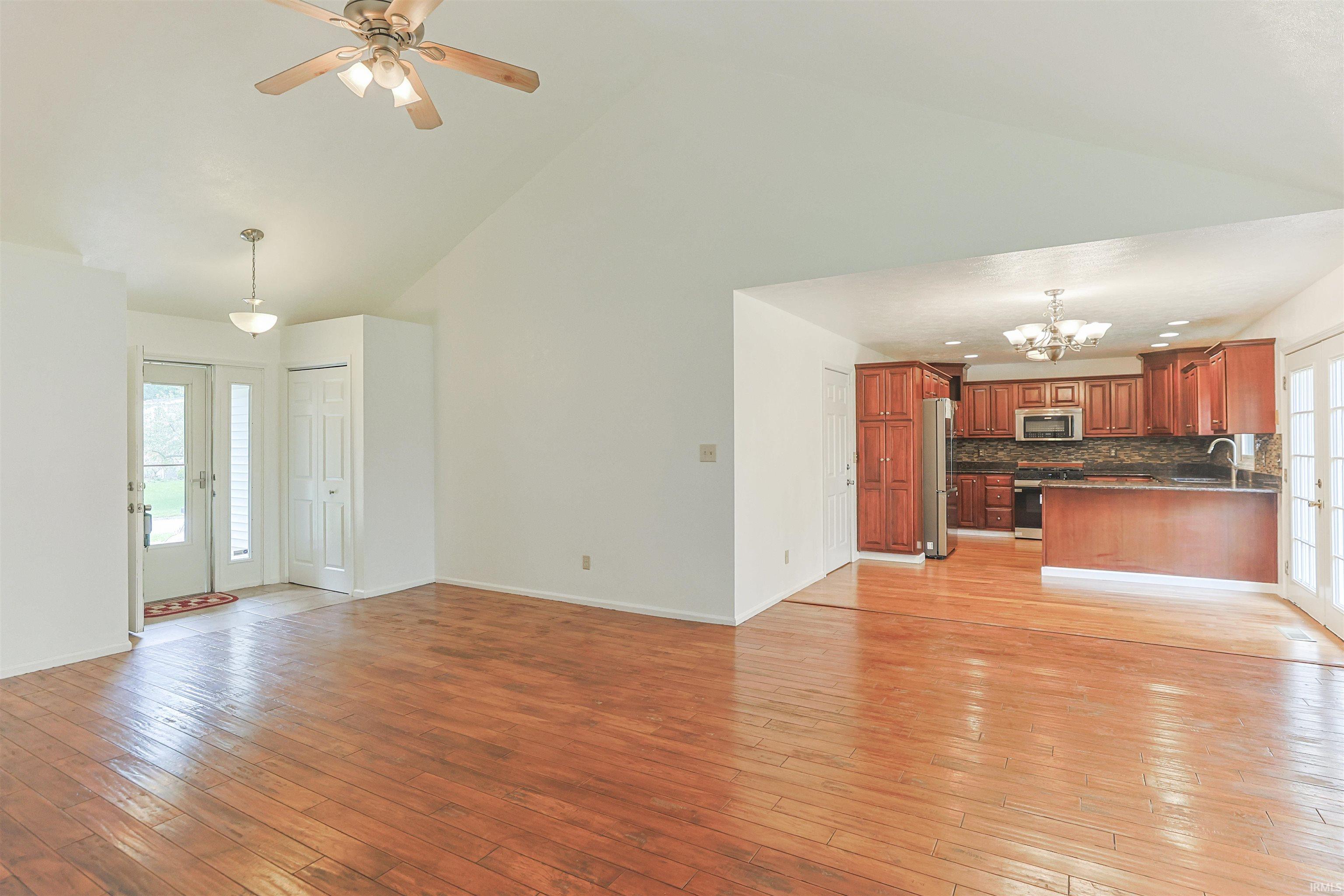 53134 Old Farm Road Elkhart, IN 46514 - Photo 21 of 46 Gallery Image 21