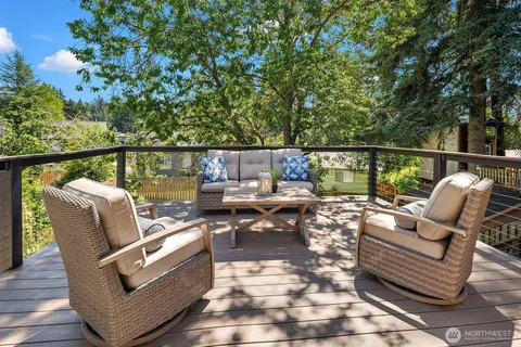 $998,000 | 13426 121st Avenue Northeast, Kirkland, WA 98034