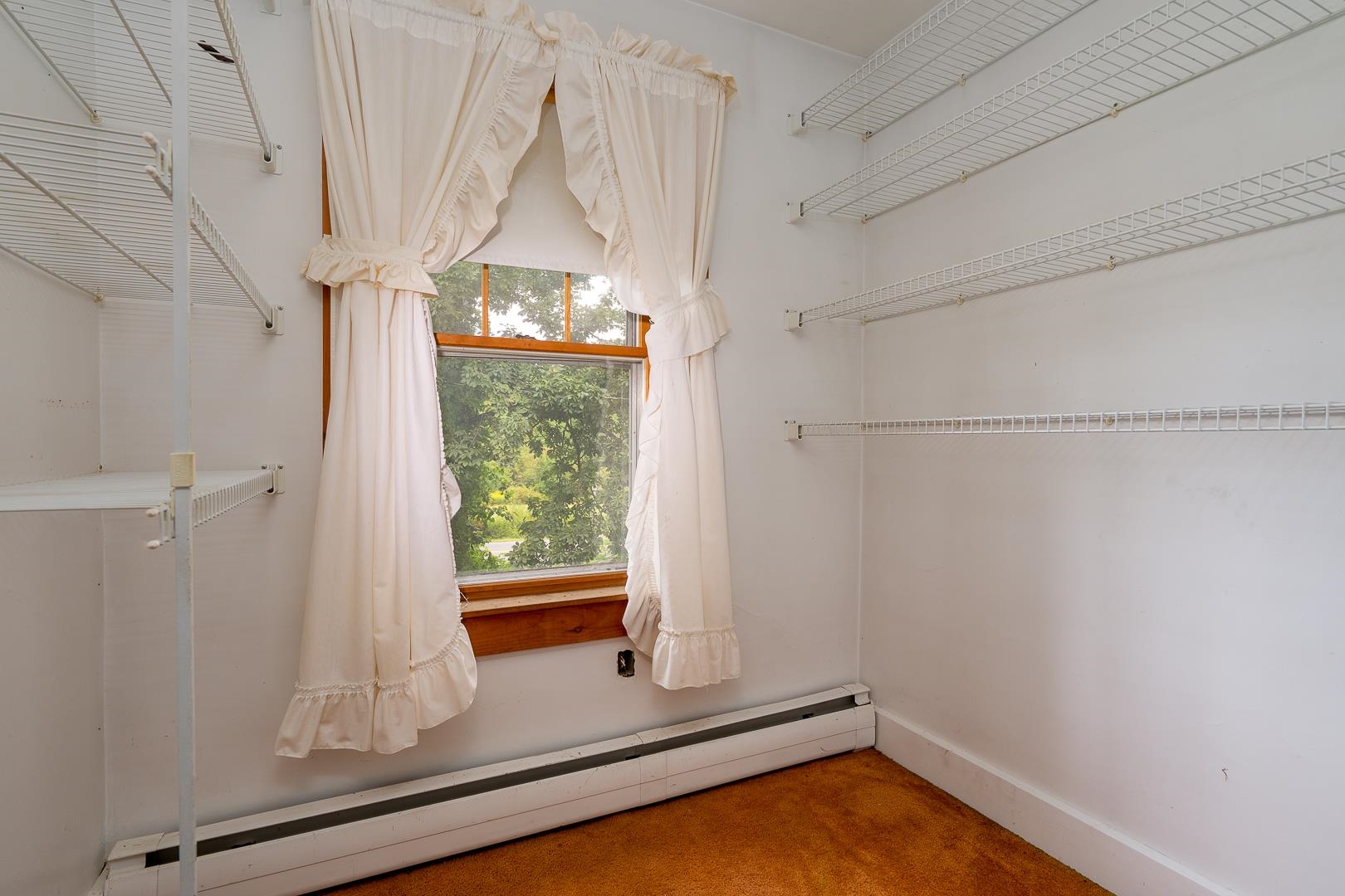 75 Exeter Road Kingston, NH 03848 - Photo 21 of 40