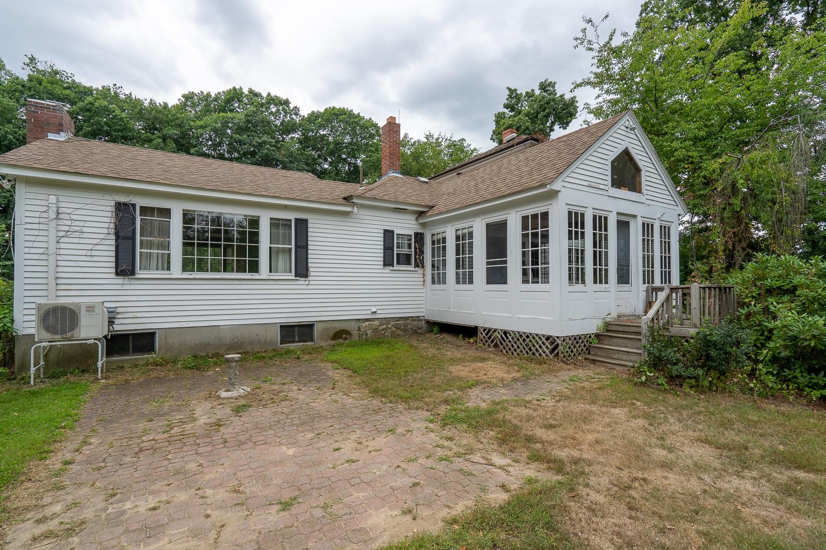 75 Exeter Road Kingston, NH 03848 - Photo 25 of 40