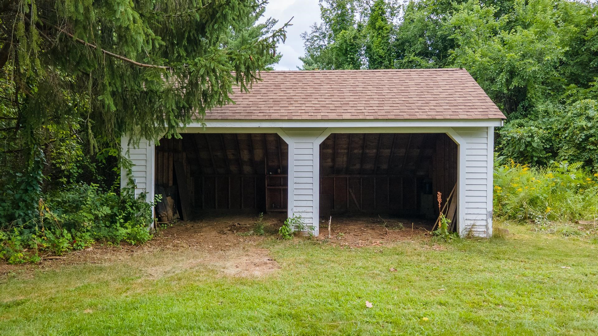 75 Exeter Road Kingston, NH 03848 - Photo 28 of 40