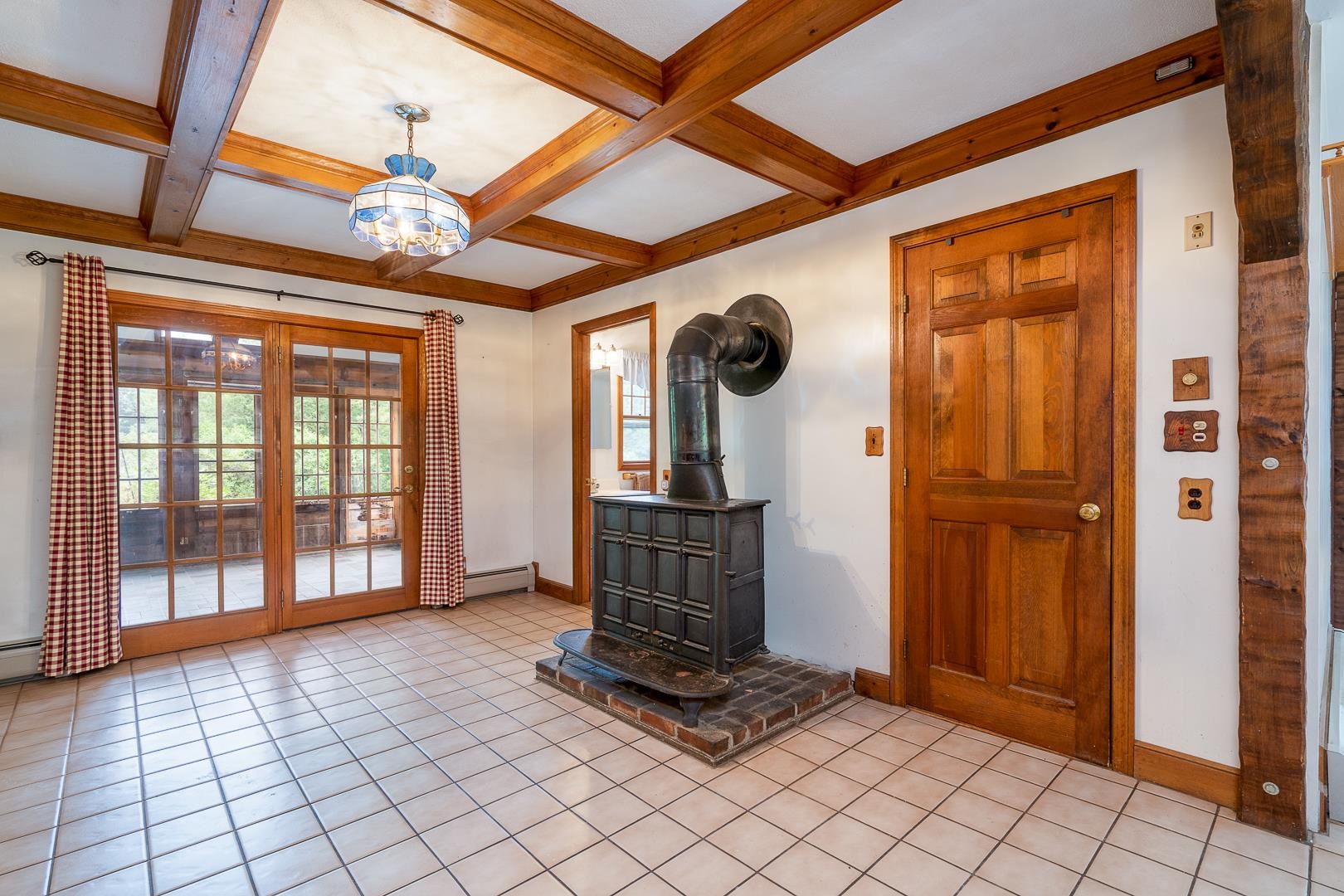 75 Exeter Road Kingston, NH 03848 - Photo 10 of 40