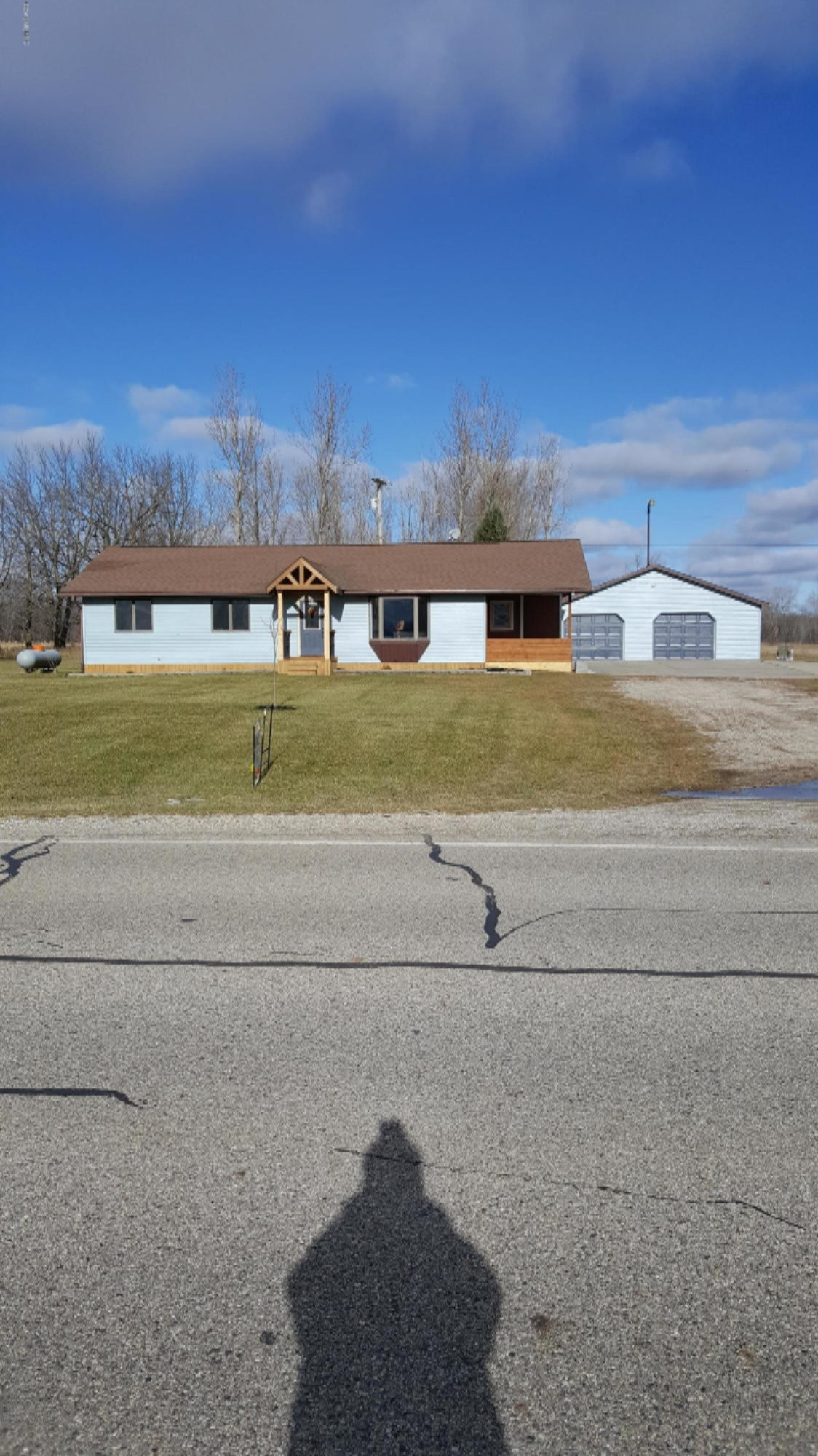 9507 Stanton Road Crystal, MI 48818 - Photo 2 of 40 20181204_121130
