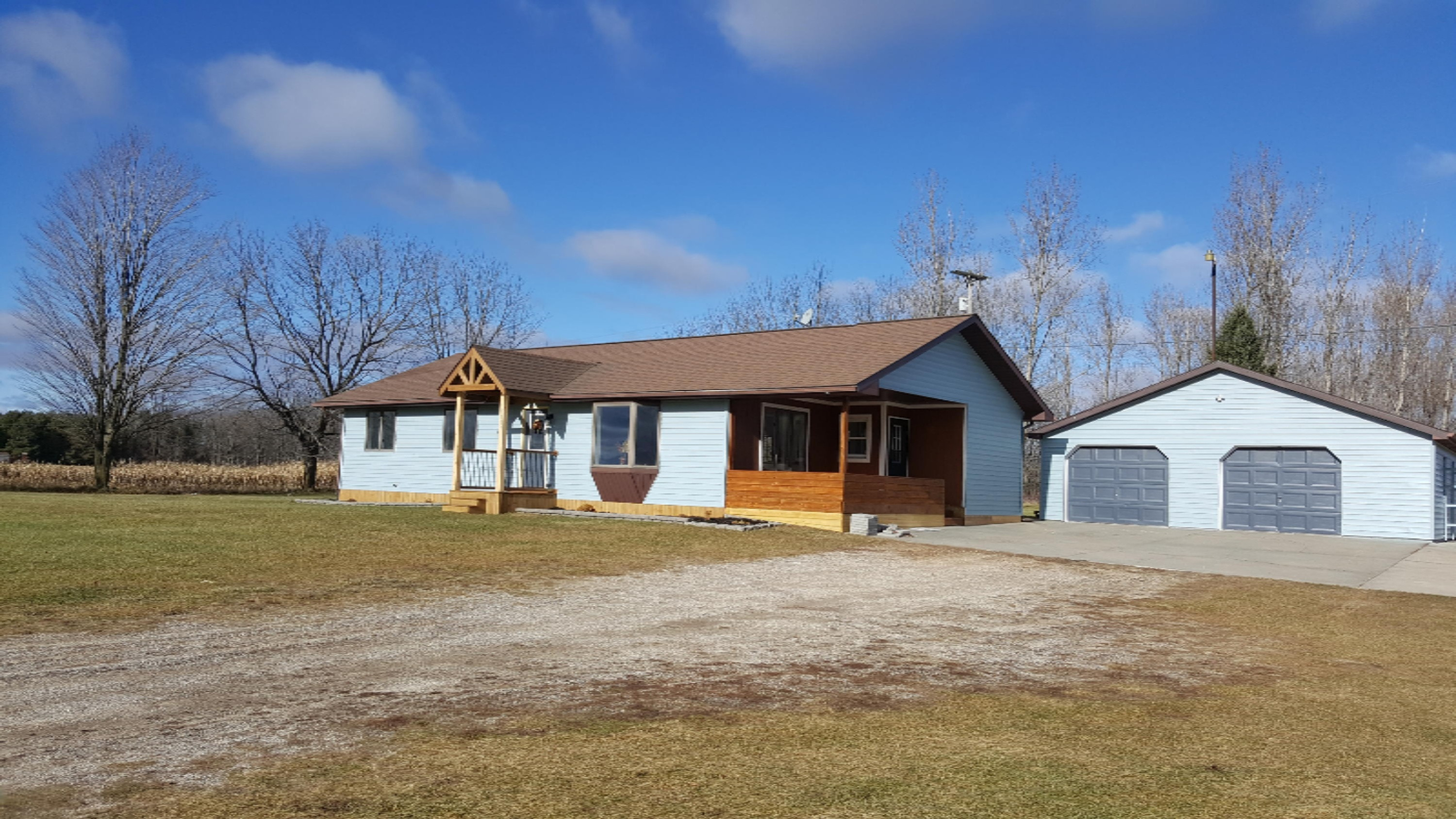9507 Stanton Road Crystal, MI 48818 - Photo 7 of 40 20181204_121312