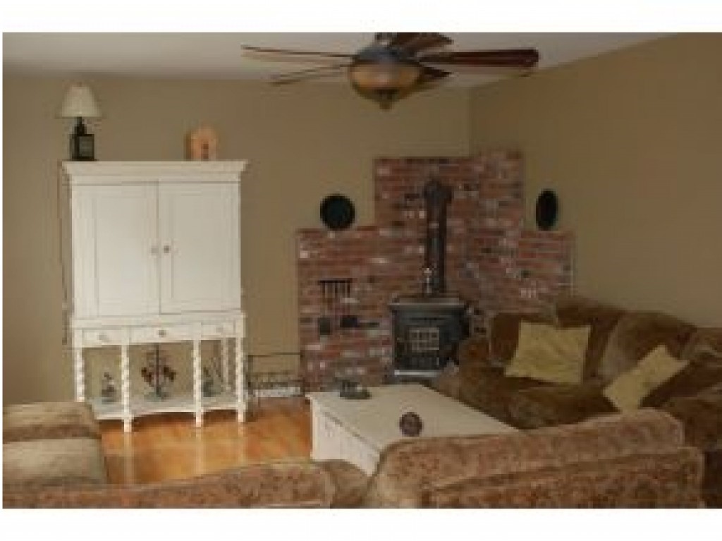 253 Littleton Road Whitefield, NH 03598 - Photo 10 of 17