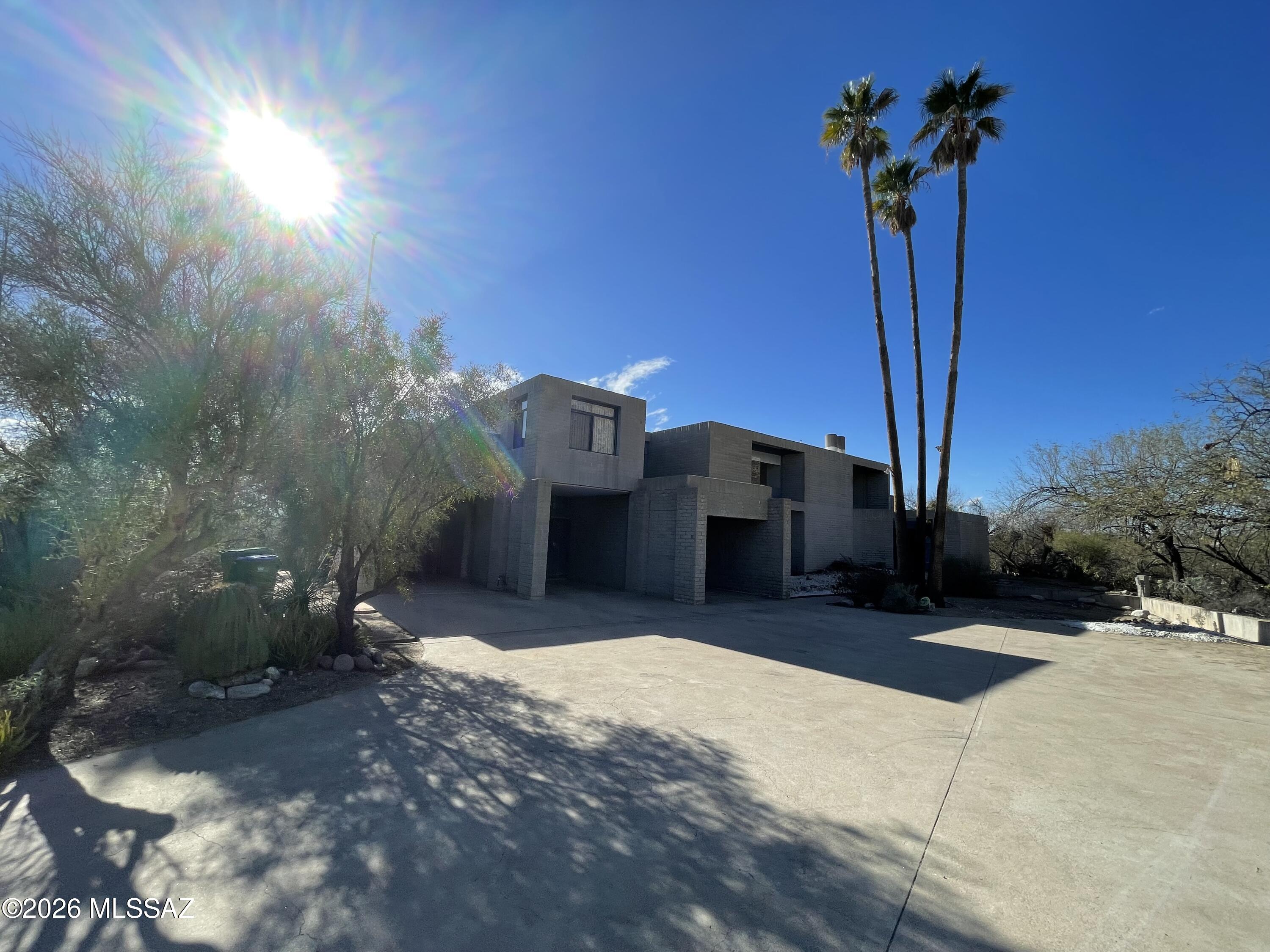 6531 North Pontatoc Road Tucson, AZ 85718 - Photo 3 of 34