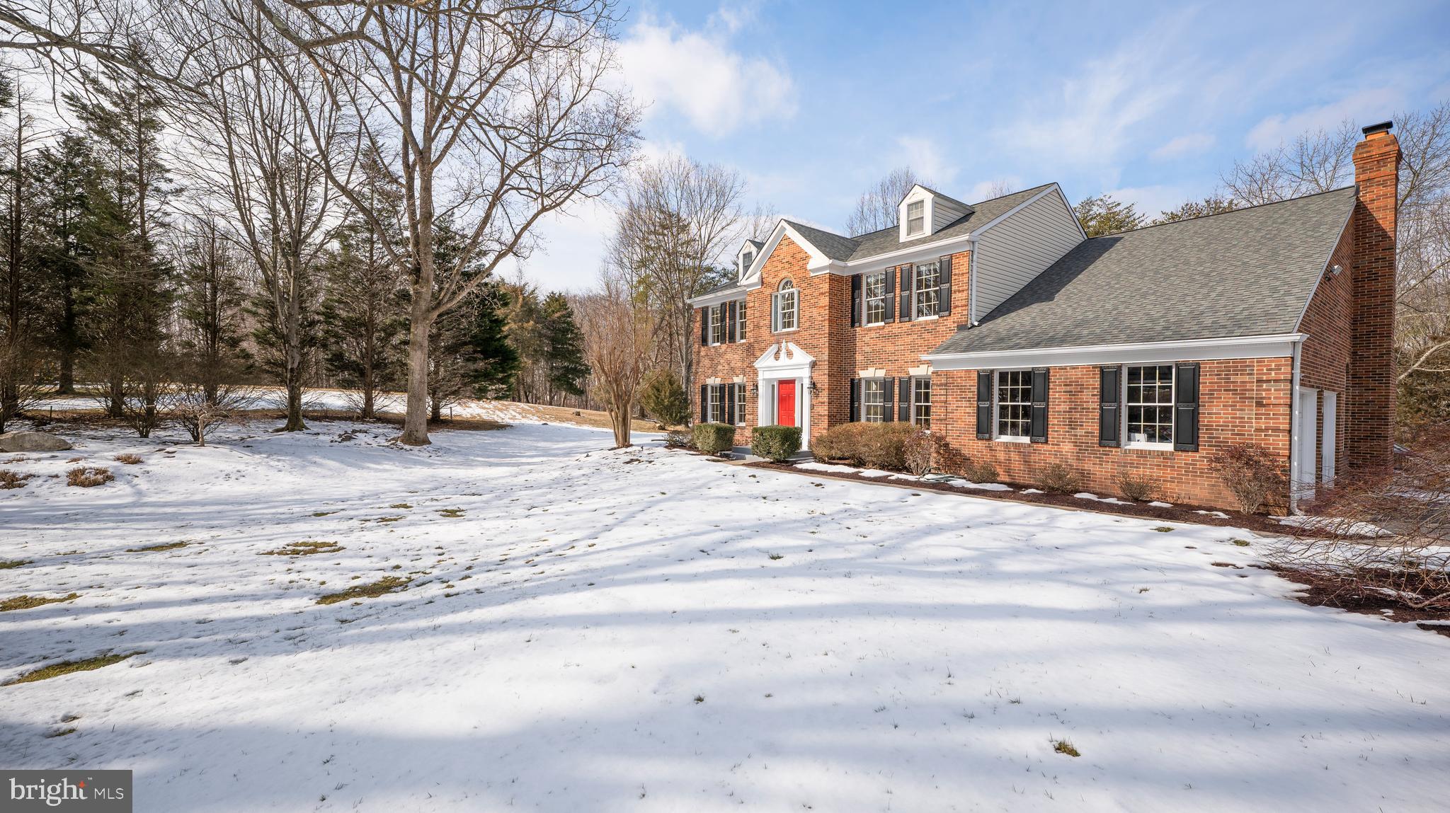 21001 Sunnyacres Road Gaithersburg, MD 20882 - Photo 2 of 48 Front