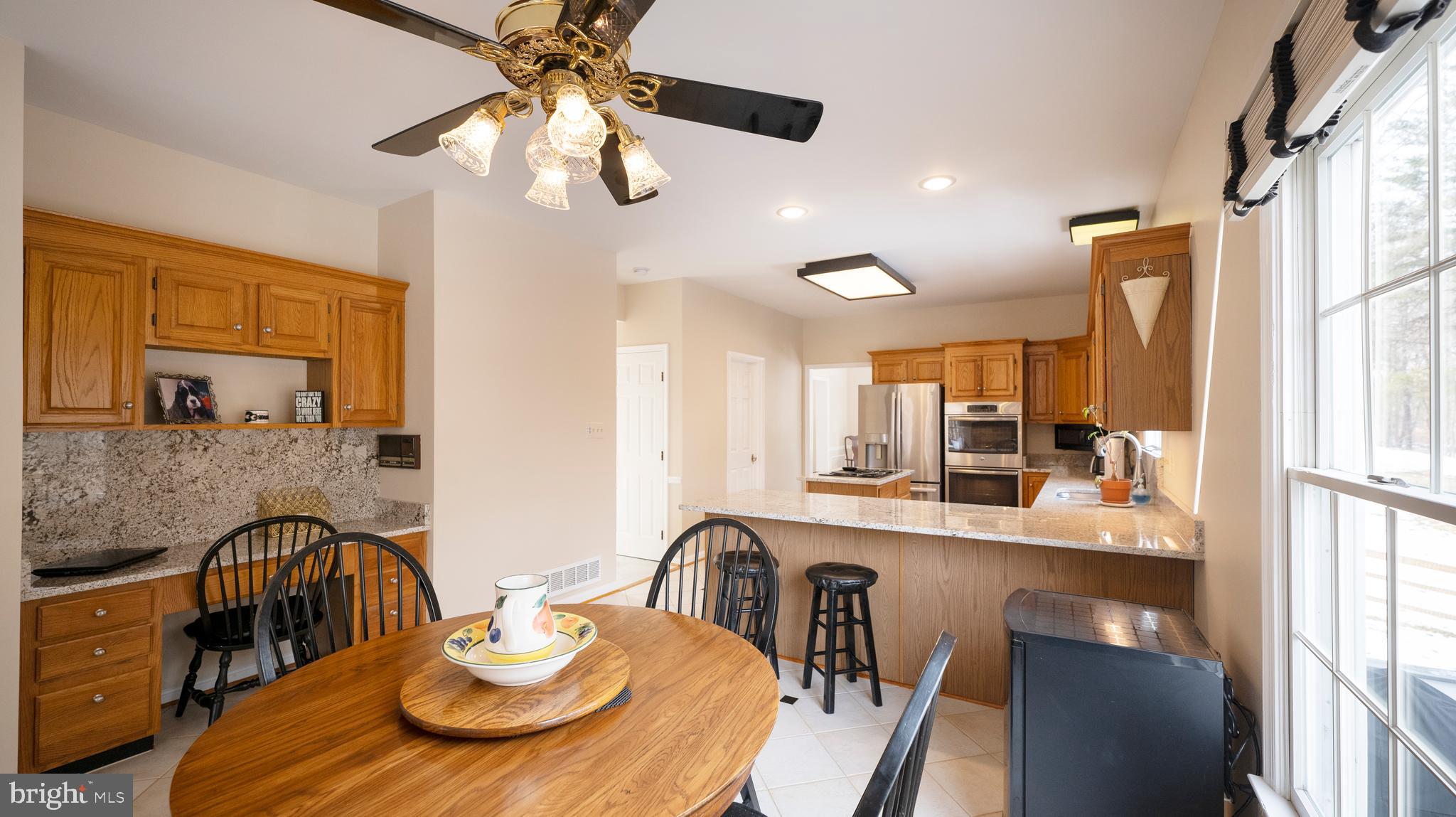 21001 Sunnyacres Road Gaithersburg, MD 20882 - Photo 12 of 48 Breakfast Area