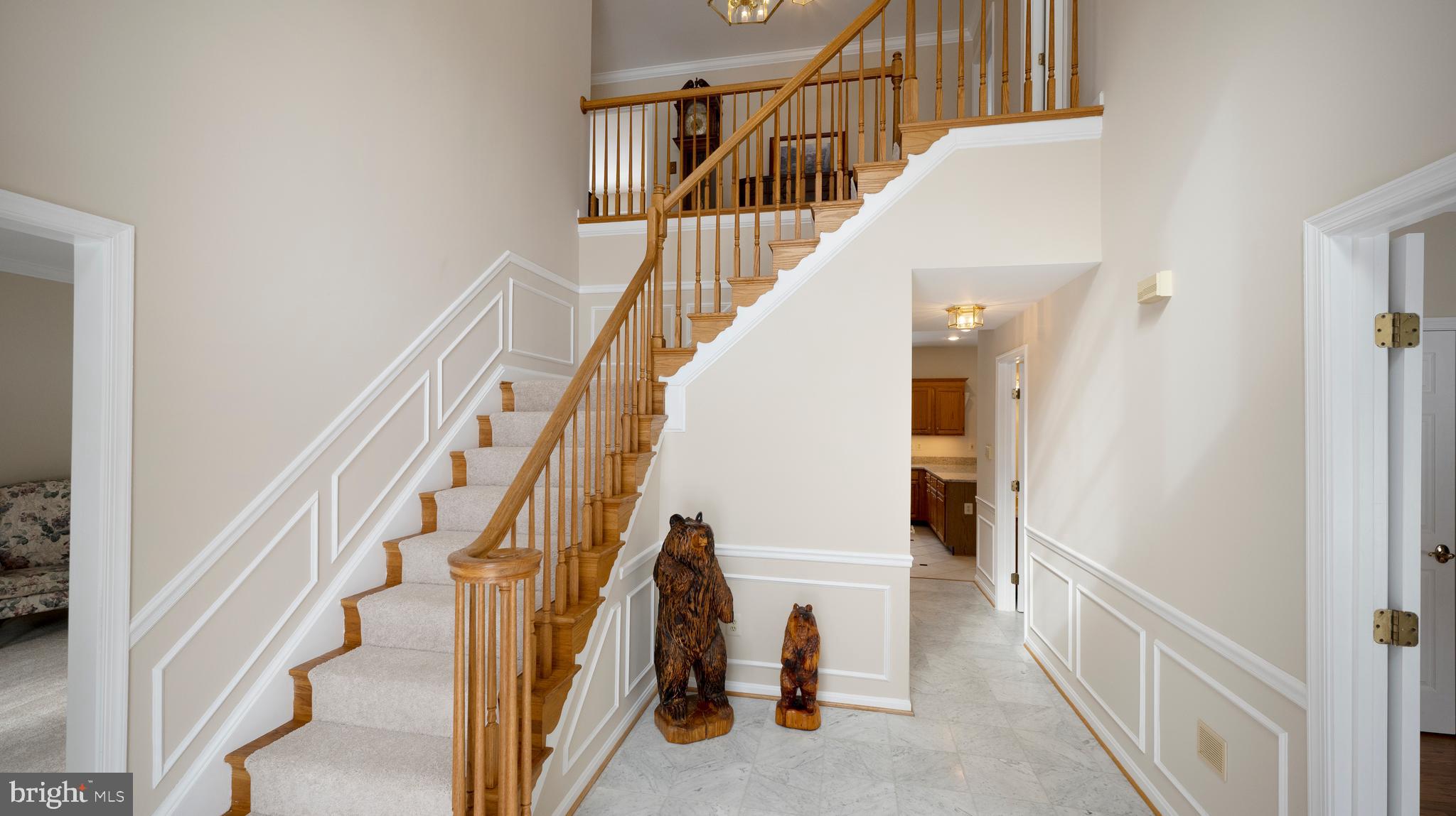 21001 Sunnyacres Road Gaithersburg, MD 20882 - Photo 3 of 48 Foyer