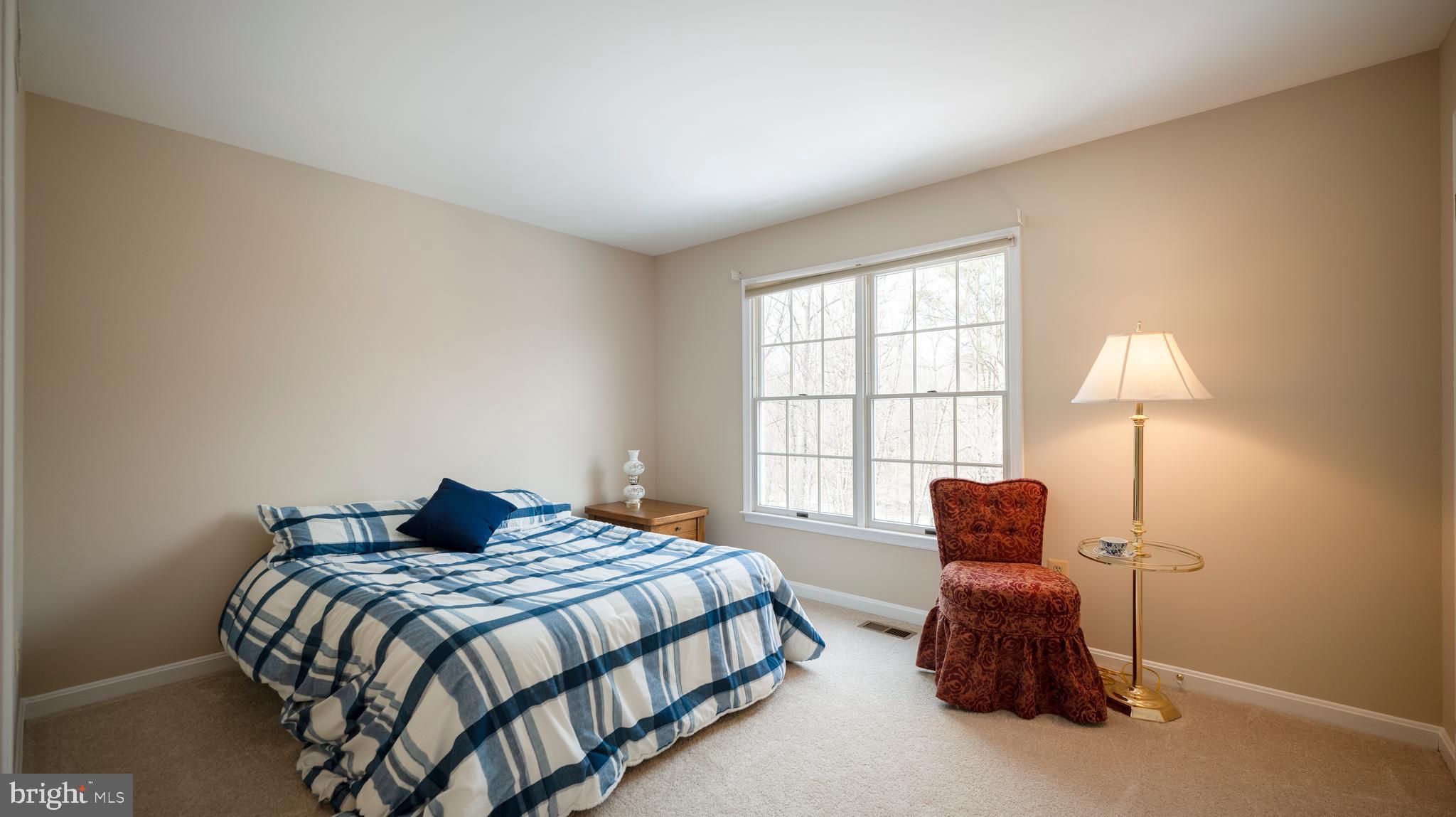 21001 Sunnyacres Road Gaithersburg, MD 20882 - Photo 28 of 48 Bedroom 2
