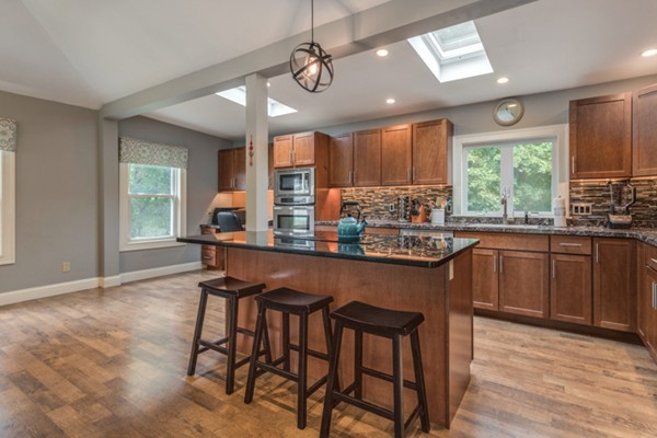 249 Maple Street Danvers, MA 01923 - Photo 3 of 30 Gallery Image 3