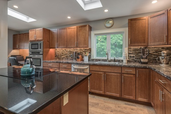 249 Maple Street Danvers, MA 01923 - Photo 5 of 30 Gallery Image 5